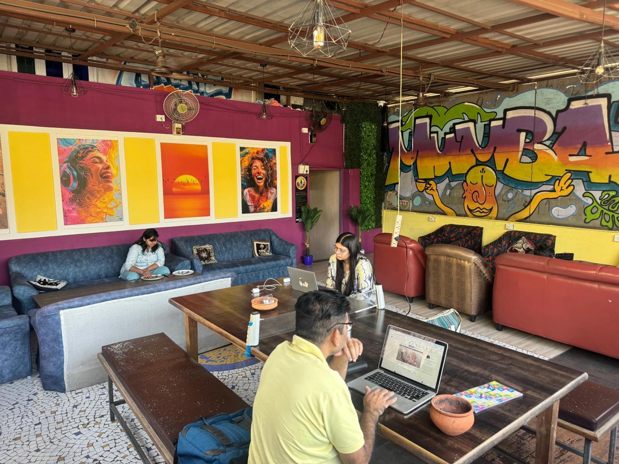 Backpackers Villa Mumbai Dış mekan fotoğraf