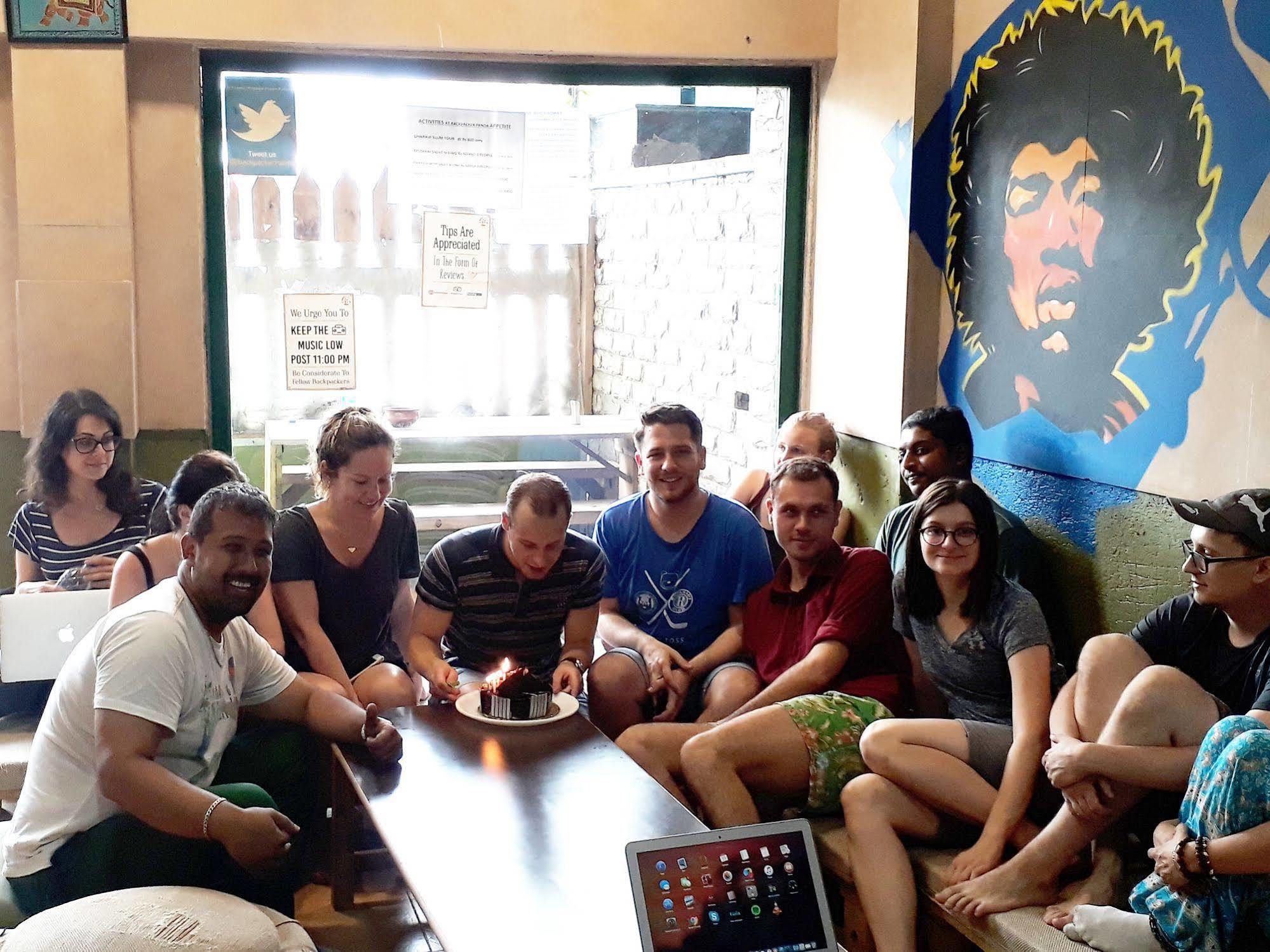 Backpackers Villa Mumbai Dış mekan fotoğraf